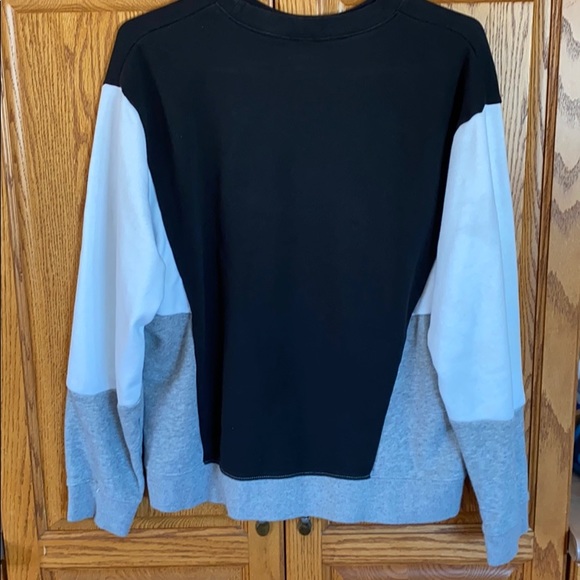 😍🔥😍 🔥NIKE🔥 long sleeve sweater😍🔥😍🔥 - Picture 3 of 3